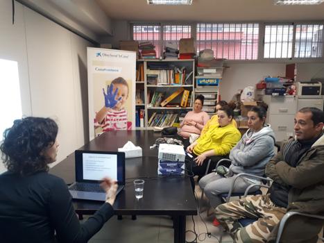 FSG Sevilla inicia el ao trabajando los hbitos saludables en los Talleres Grupales de adultos