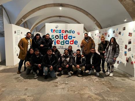 El alumnado Tndem de FSG Lugo visita la exposicin “Trazando solidariedade, 15 anos de traballo en rede”