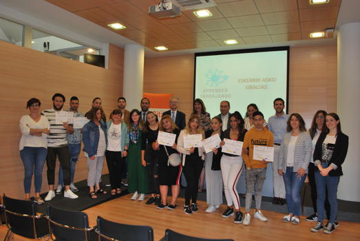 Clausura de la tercera edicin del programa Aprender Trabajando de FSG Vitoria-Gasteiz