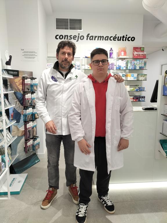 Alumno de Promociona de FSG Santiago participa en sesin de mentoring de farmacia