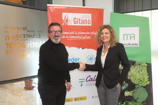 La Fundacin Secretariado Gitano en Alicante y Mercalicante firman un Convenio  firma de Convenio de colaboracin en formacin y acceso al empleo para participantes del programa Acceder