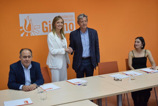 Visita de la Consejera de Poltica Social de Galicia a la sede de la Fundacin Secretariado Gitano en Madrid para renovar la firma del Convenio de colaboracin
